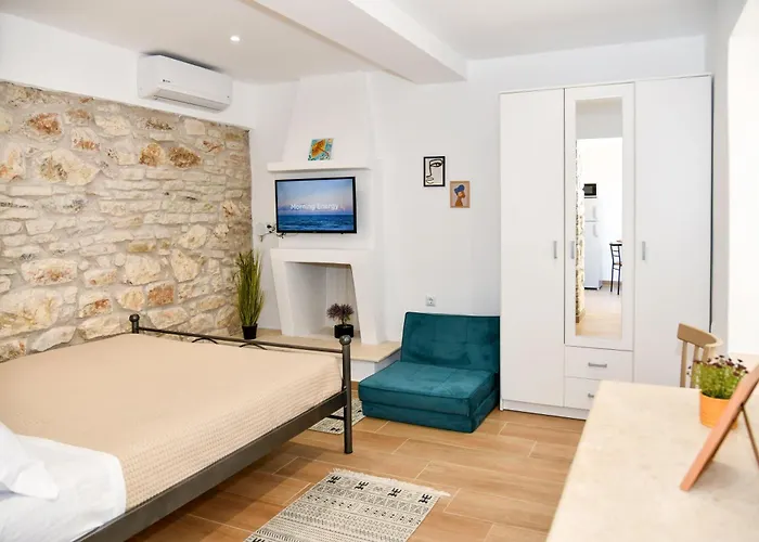 Captain Theo Apartment Annoula